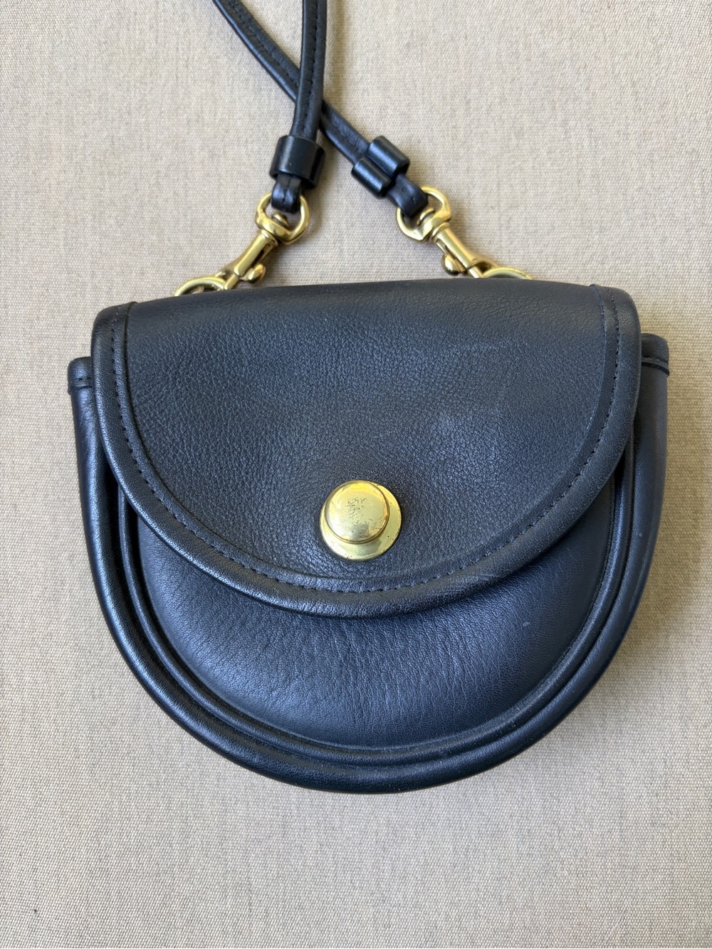 MINI Vintage COACH Black Leather Crossbody Bag.Strap and leather belt loops.RARE